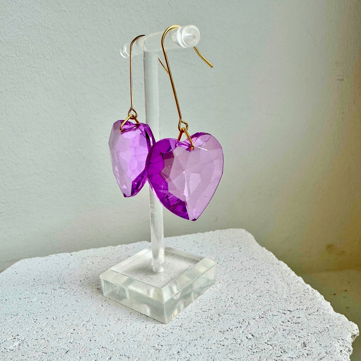 Heartdrop Hjerteøreringe – Ametystlilla