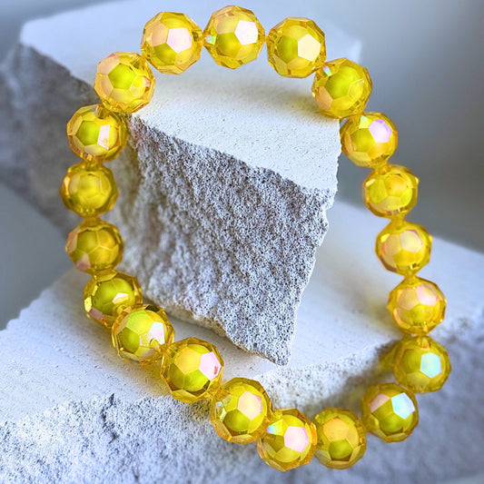 Gul bead in bead halskæde i akryl – BIYAcolour
